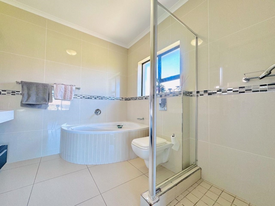 3 Bedroom Property for Sale in Langebaan Country Estate Western Cape